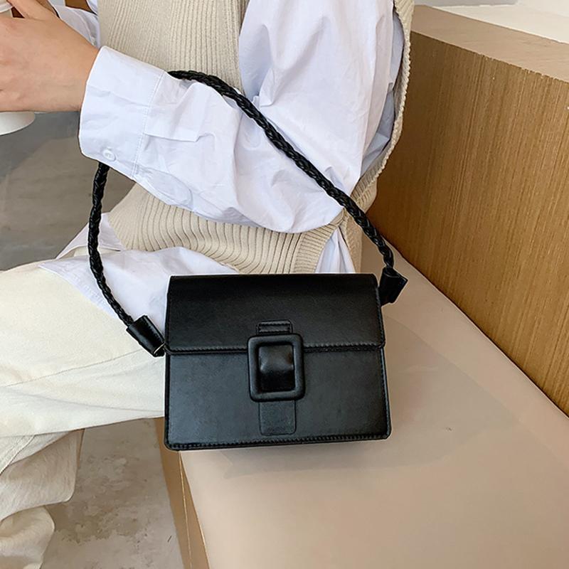 Thick Chain PU Leather Flap Pures and Bags Crossbody Bags for Women 2021 Trend Women's Trending Designer Shoulder Bag, Black
Thick Chain PU Leather Flap Pures and Bags Crossbody Bags for Women 2021 Trend Women's Trending Designer Shoulder Bag, Black