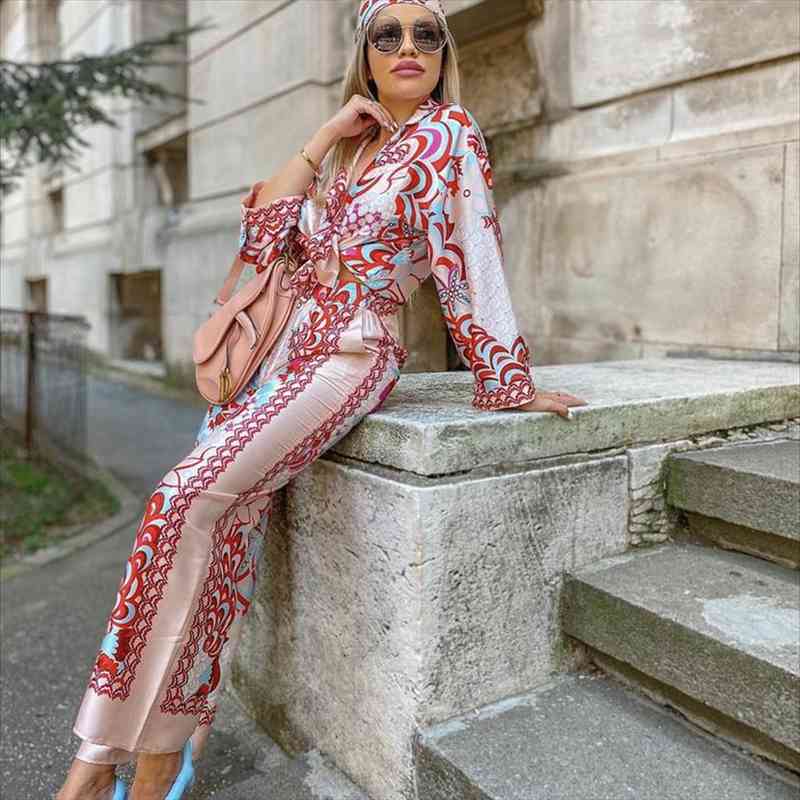 Vintage Woman Red Loose Print Shirt Suit Spring Casual Female Matching Sets Ladies Elegant Streetwear Oversized Set, White
Vintage Woman Red Loose Print Shirt Suit Spring Casual Female Matching Sets Ladies Elegant Streetwear Oversized Set, White