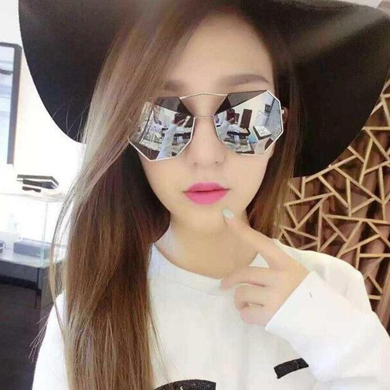 Trendy Summer Women Polarized Sunglasses Mirrors Polygonal UV400 Metal Frame Sun Glasses Men Unisex Accessories Eyewear Gifts
Trendy Summer Women Polarized Sunglasses Mirrors Polygonal UV400 Metal Frame Sun Glasses Men Unisex Accessories Eyewear Gifts