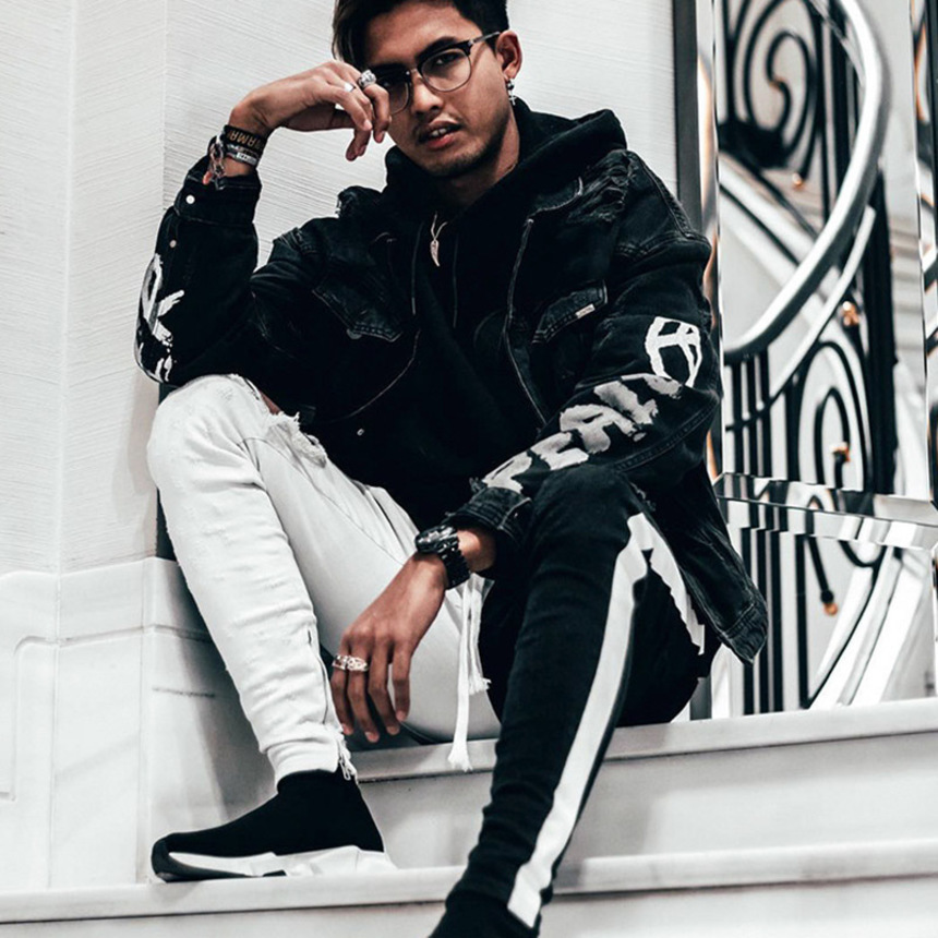 Mens Biker Jeans Spring Knee Hol Ripped Black White Patchwork Jean Trousers Stylish Streetwear For Men, Blue
Mens Biker Jeans Spring Knee Hol Ripped Black White Patchwork Jean Trousers Stylish Streetwear For Men, Blue