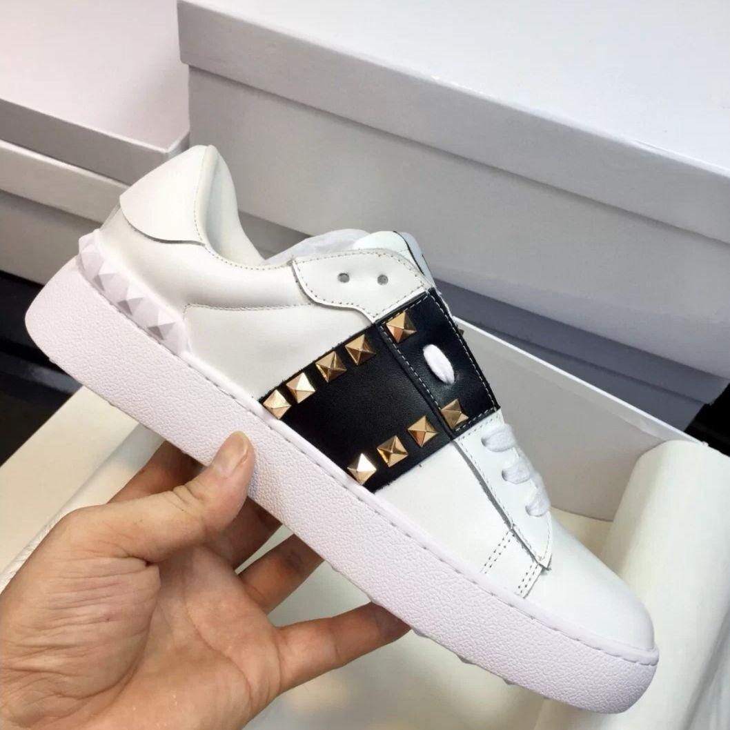 wholesale men women designer sneakers open shoes with top quality 9 colors original box Trainers size 35-44 for sale mjkk002 ujn VALENTINOes
wholesale men women designer sneakers open shoes with top quality 9 colors original box Trainers size 35-44 for sale mjkk002 ujn VALENTINOes
