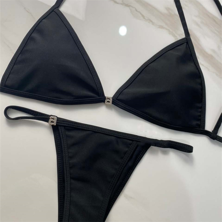 Trendy Metal Chain Bikini Set Solid Black Color Letter Swimwears Summer Beachwear With Tags For Ladies Gift
Trendy Metal Chain Bikini Set Solid Black Color Letter Swimwears Summer Beachwear With Tags For Ladies Gift