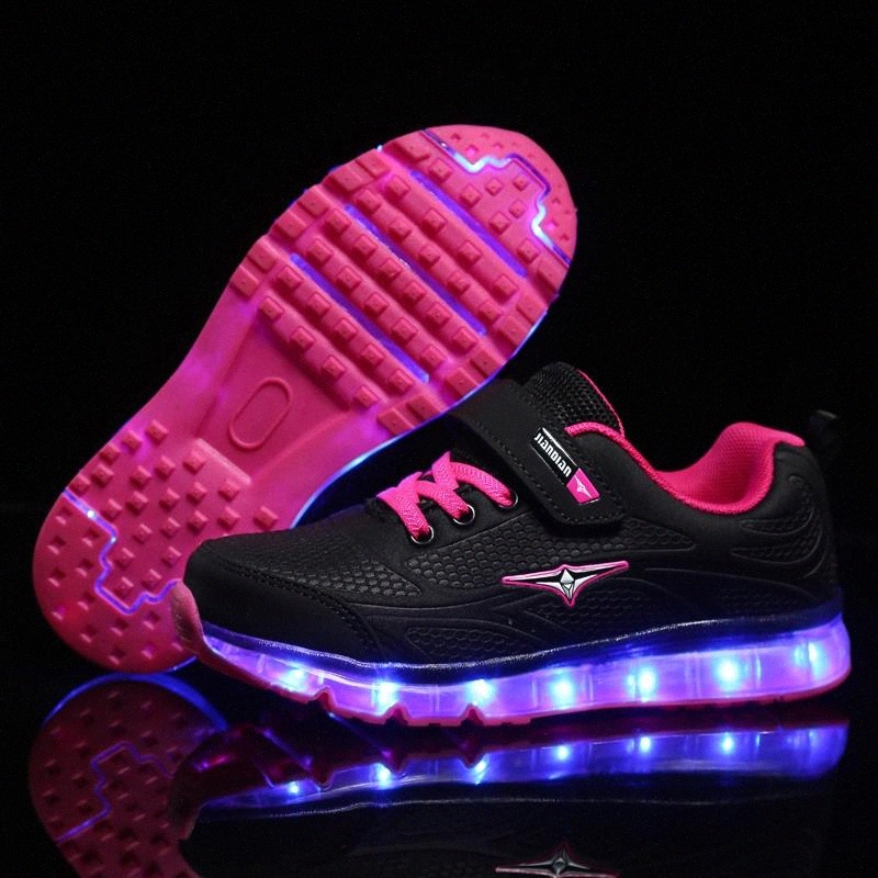 Pink Children Shoes Hot Light Led luminous Shoes Boys Girls USB Charging Sport Casual Led Kids Glowing Sneakers 805 #Y65y
Pink Children Shoes Hot Light Led luminous Shoes Boys Girls USB Charging Sport Casual Led Kids Glowing Sneakers 805 #Y65y