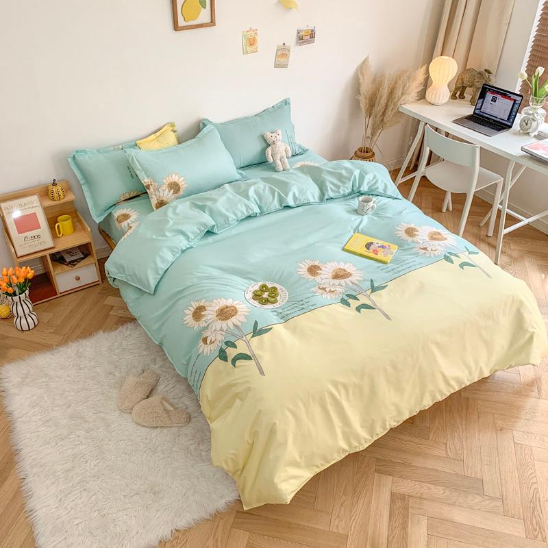 2021New 4PCS Beddingset Light Blue Printed INS Style King Queen Size Quilt Cover Pillowcase Sheet Bed Cover
2021New 4PCS Beddingset Light Blue Printed INS Style King Queen Size Quilt Cover Pillowcase Sheet Bed Cover
