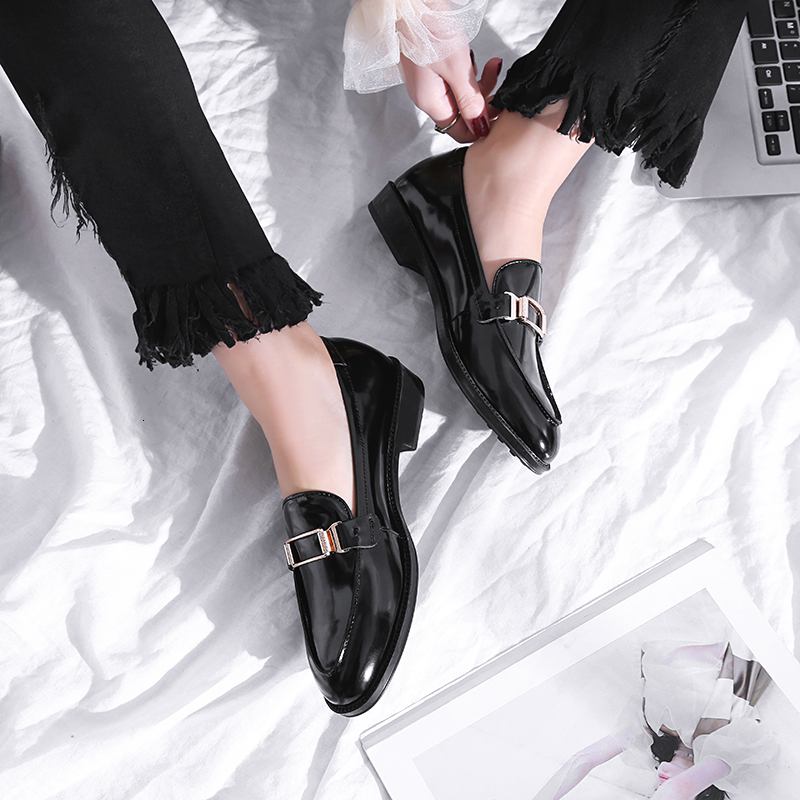 2021 Female Pumps Hot Shoes 22-24.5cm Classic Metal Buckle Office Essential for Spring and Autumn K5L9, Red wine
2021 Female Pumps Hot Shoes 22-24.5cm Classic Metal Buckle Office Essential for Spring and Autumn K5L9, Red wine
