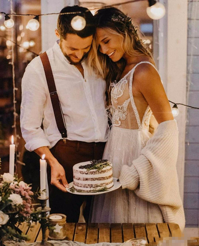 Sexy Full Lace Deep V Neck Backless Beach Wedding Dress Sweep Train Tulle Sleeveless Boho Bridal Dresses
