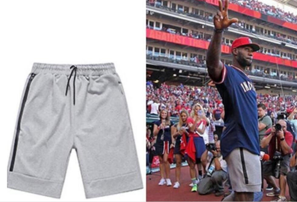 2020 Wholesale Windrunner Tech Fleece Sport Shorts Zipper pocket Sport pants casual pants Grey Black S-XL
2020 Wholesale Windrunner Tech Fleece Sport Shorts Zipper pocket Sport pants casual pants Grey Black S-XL
