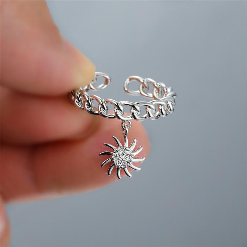 Simple Female White Round Open Ring Charm Silver Color Wedding Rings For Women Crystal Sun Flower Pendant Engagement Ring
Simple Female White Round Open Ring Charm Silver Color Wedding Rings For Women Crystal Sun Flower Pendant Engagement Ring