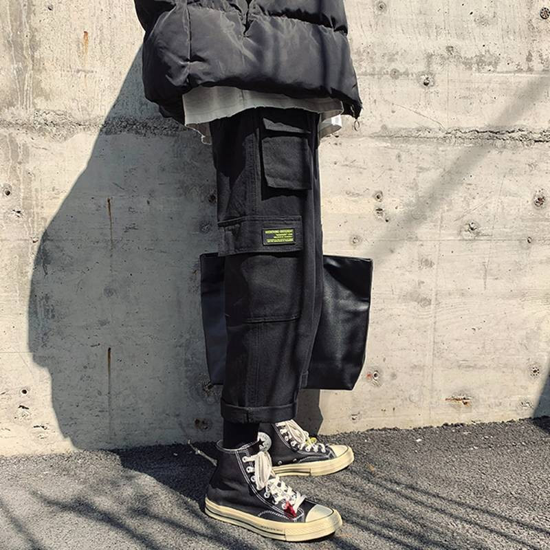 Cool Pockets Cargo Pants Men Solid Black Casual Jogger Hip Hop Pants Fashion Tactical Trousers Harajuku Streetwear Pants Males
Cool Pockets Cargo Pants Men Solid Black Casual Jogger Hip Hop Pants Fashion Tactical Trousers Harajuku Streetwear Pants Males