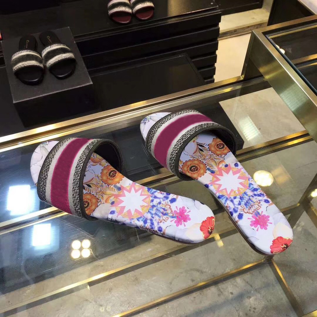 women designer slippers 2021 house slippers womens ladies printed sandals with letter sandal summer beach shoes woman party slides 3541, Black
women designer slippers 2021 house slippers womens ladies printed sandals with letter sandal summer beach shoes woman party slides 3541, Black