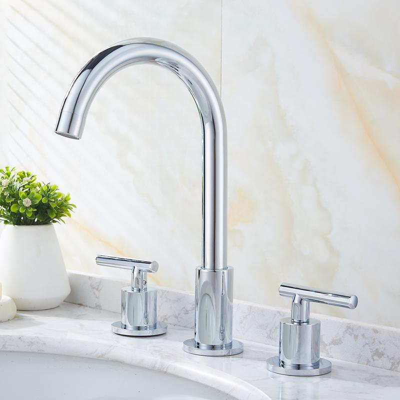 Golden Bathtub Basin Faucet Waterfall Widespread Tub Mixer Tap Deck Mounted Handshower Bath Shower Set 2 Handles