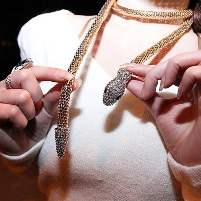Chokers Fashion Punk Crystal Gold Plated Snake Belt For Women Collier Femme Bijoux Magnet Necklaces Choker Jewelry Accessory
Chokers Fashion Punk Crystal Gold Plated Snake Belt For Women Collier Femme Bijoux Magnet Necklaces Choker Jewelry Accessory