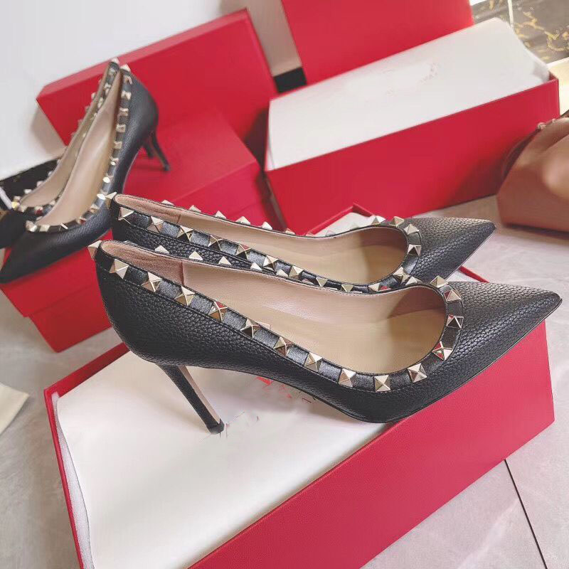 Elegant Rock Studs Pointed Toe Pumps Sexy Rivets Women High Heels Luxurious Brands Lady Dress Wedding Party 8CM,10cm EU35-43, Black
Elegant Rock Studs Pointed Toe Pumps Sexy Rivets Women High Heels Luxurious Brands Lady Dress Wedding Party 8CM,10cm EU35-43, Black