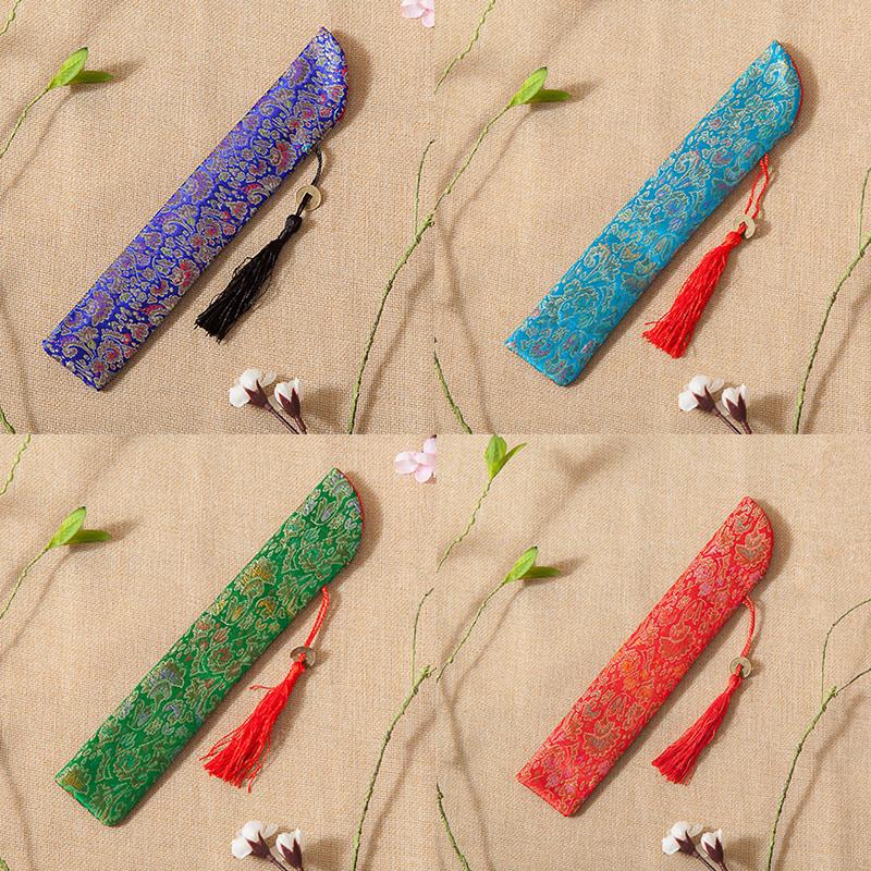 Silk Folding Chinese Hand Fan Bag With Tassel Dustproof Holder Protector Pouch Case Cover Retro Style 23x4cm
Silk Folding Chinese Hand Fan Bag With Tassel Dustproof Holder Protector Pouch Case Cover Retro Style 23x4cm