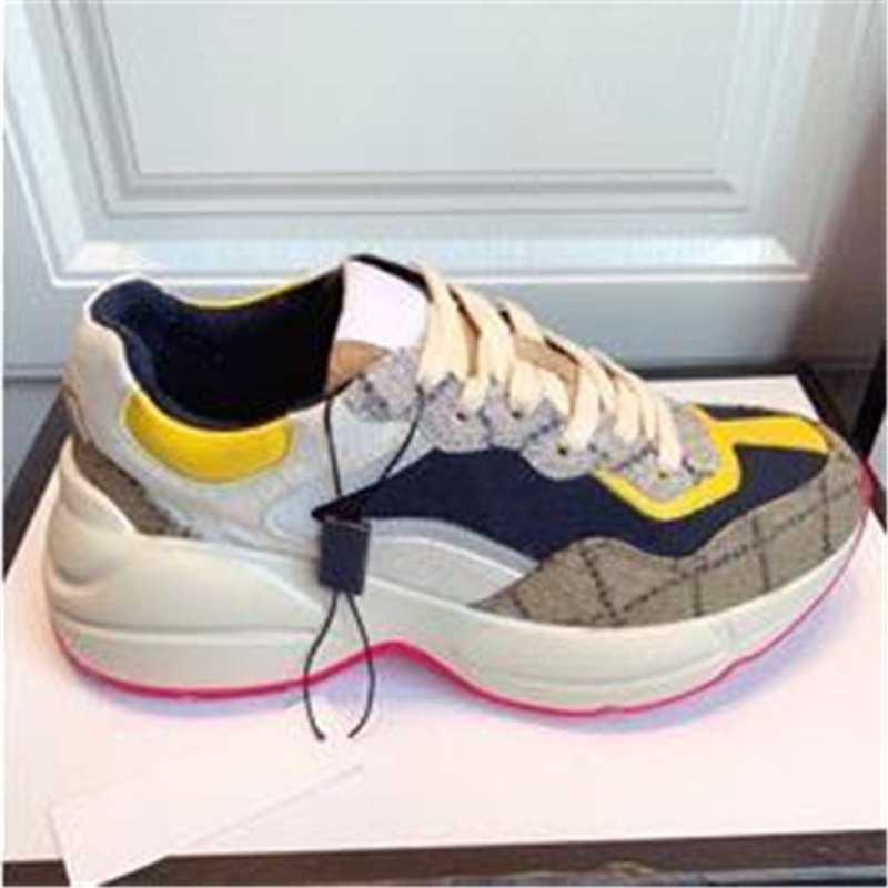 Wholesale high-end hot-selling elegant walking sneakers for men and women, high quality and luxurious leisure designer platform winter shoes
Wholesale high-end hot-selling elegant walking sneakers for men and women, high quality and luxurious leisure designer platform winter shoes