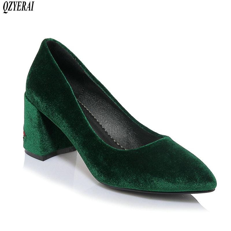 QZYERAI 2021 new fashion women classic single shoes heel embroidered flowers high heels women shoes suede single, Red
QZYERAI 2021 new fashion women classic single shoes heel embroidered flowers high heels women shoes suede single, Red