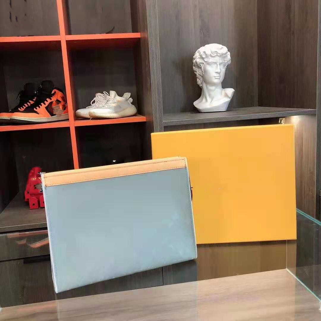 Men and Women Radium Striker Bag Boys Unisex Envelope Zipper Leather Clutch Purses Cluch Bags High Quality Handbags Handbag Laser Womens, Black squares
Men and Women Radium Striker Bag Boys Unisex Envelope Zipper Leather Clutch Purses Cluch Bags High Quality Handbags Handbag Laser Womens, Black squares