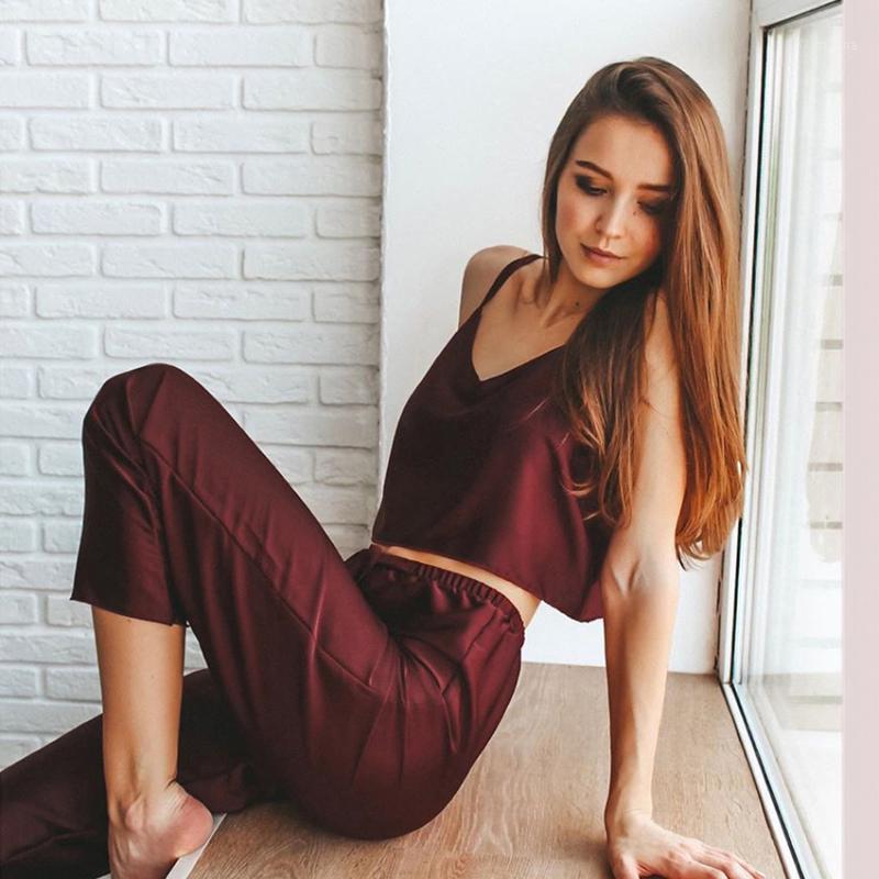2020 Womens Pajamas Home Suit V-Neck Solid Sleepwear Satin Red Women Pijama Two Piece Set Top And Pants Beige Camis Pyjama Sexy1
2020 Womens Pajamas Home Suit V-Neck Solid Sleepwear Satin Red Women Pijama Two Piece Set Top And Pants Beige Camis Pyjama Sexy1