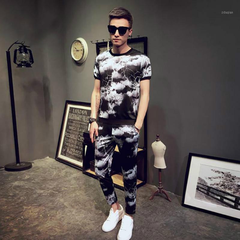 2020 Cotton Pocket O-neck Short Sleeve Hip Hop Cool Men Sets Spring Autumn Size -2XL T-shirts+shorts 2 Pieces Sets1
2020 Cotton Pocket O-neck Short Sleeve Hip Hop Cool Men Sets Spring Autumn Size -2XL T-shirts+shorts 2 Pieces Sets1