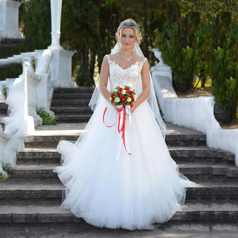 Custom Made Off Shoulder Lace Wedding Dresses 2021 with Appliques Sweep Trian Tulle Beach A Line Wedding Bridal Gowns, White
Custom Made Off Shoulder Lace Wedding Dresses 2021 with Appliques Sweep Trian Tulle Beach A Line Wedding Bridal Gowns, White