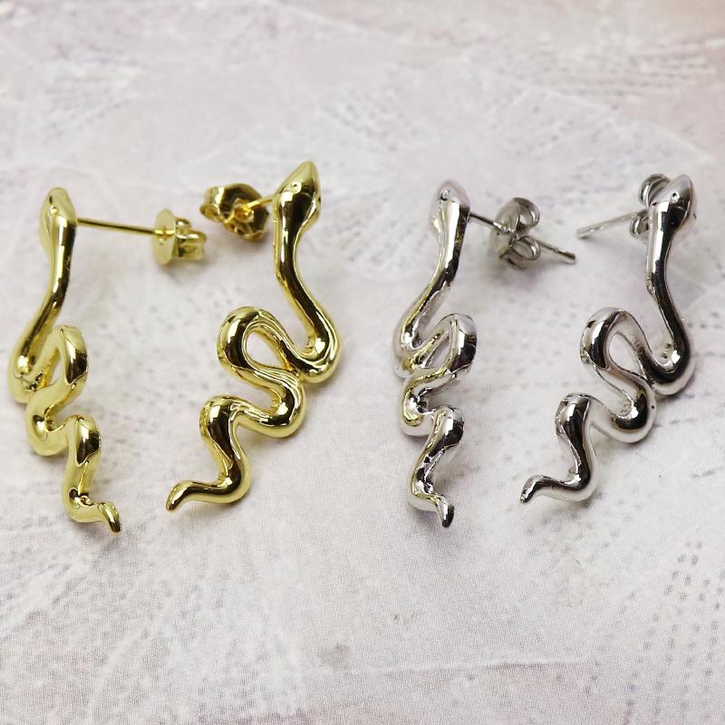 10 pairs Snake stud earrings Round stud earrings Simple style fashion for women jewelry 51193
10 pairs Snake stud earrings Round stud earrings Simple style fashion for women jewelry 51193
