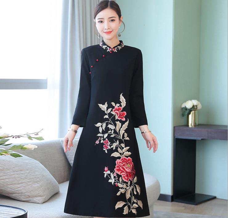 Autumn New Retro-embroidered Winter Improved Cheongsam Word Windcollar Long Section 7qht, Black
Autumn New Retro-embroidered Winter Improved Cheongsam Word Windcollar Long Section 7qht, Black