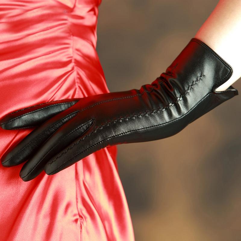 KLSS Brand Genuine Leather Women Gloves Fashion Elegant Lady Sheepskin Gloves High Quality Goatskin Glove Plus Velvet 860
KLSS Brand Genuine Leather Women Gloves Fashion Elegant Lady Sheepskin Gloves High Quality Goatskin Glove Plus Velvet 860