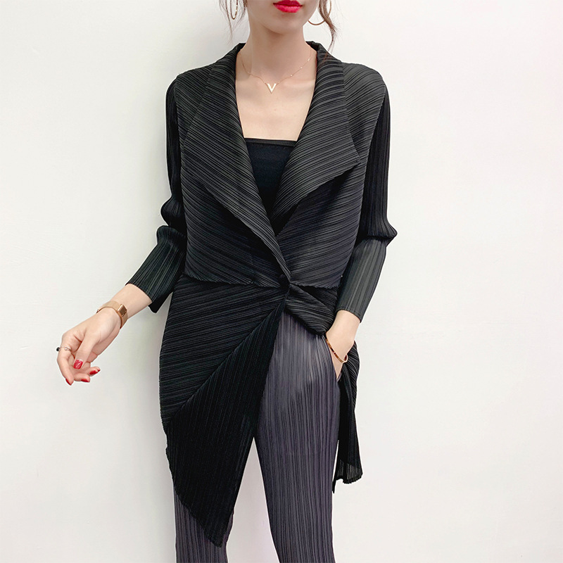 LANMREM High qualty personality pleated long coat for female Summer temperament single button loose large size trench YJ175 201111