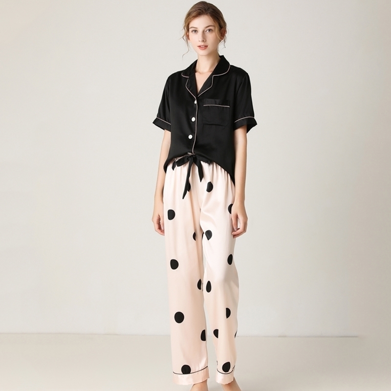 Shorts Sleeve Pajama Set Women Silk Satin Night Wear Fashion Sleep Wear 2 Pieces Leisure Home Clothing 210203, Striped
Shorts Sleeve Pajama Set Women Silk Satin Night Wear Fashion Sleep Wear 2 Pieces Leisure Home Clothing 210203, Striped