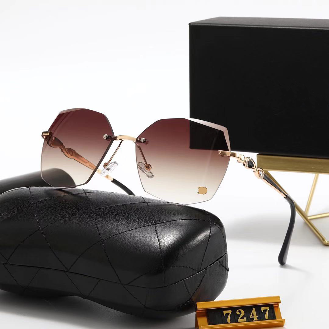 7424 Sunglasses For Women Fashion Wrap Sunglass Frameless Coating UV Protection Lens Carbon Fiber Legs Summer Style top quality 7424S hot 
7424 Sunglasses For Women Fashion Wrap Sunglass Frameless Coating UV Protection Lens Carbon Fiber Legs Summer Style top quality 7424S hot