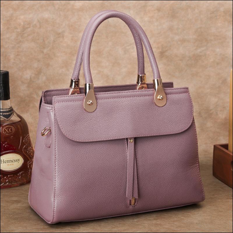 Bags 2021 new leather handbags fashion big bag ladies one-shoulder leather portable messenger bag, Black
Bags 2021 new leather handbags fashion big bag ladies one-shoulder leather portable messenger bag, Black