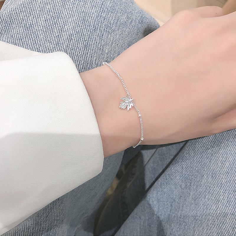 Simple Sweet Cute Chain Korean Silver Color Bracelet For Women Sister Fashion Trendy Dainty Jewelry Gifts SL2286
Simple Sweet Cute Chain Korean Silver Color Bracelet For Women Sister Fashion Trendy Dainty Jewelry Gifts SL2286