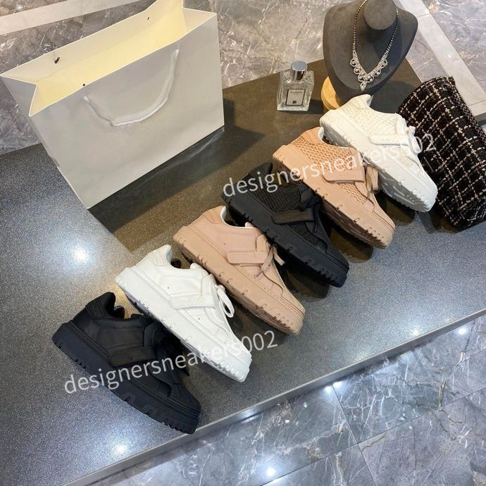 the Men Speed Trainer Black Walking Sneakers Men Women Black Red Casual Shoes Fashion Paris Sneakers lzl201209, 04
the Men Speed Trainer Black Walking Sneakers Men Women Black Red Casual Shoes Fashion Paris Sneakers lzl201209, 04