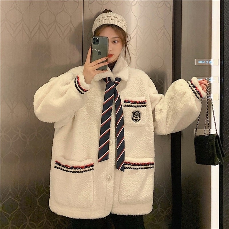Winter Thicken Imitation Lamb wool Bow-tie Cotton Coat Young Girl Student Loose Harajuku Doll collar Jacket Korean College style 201210, White
Winter Thicken Imitation Lamb wool Bow-tie Cotton Coat Young Girl Student Loose Harajuku Doll collar Jacket Korean College style 201210, White