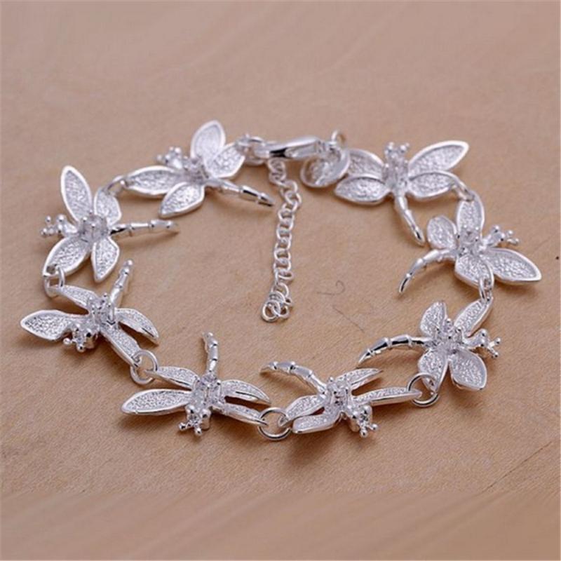 Beautiful dragonfly crystal bracelet silver color new listings high -quality fashion jewelry Christmas gifts
Beautiful dragonfly crystal bracelet silver color new listings high -quality fashion jewelry Christmas gifts