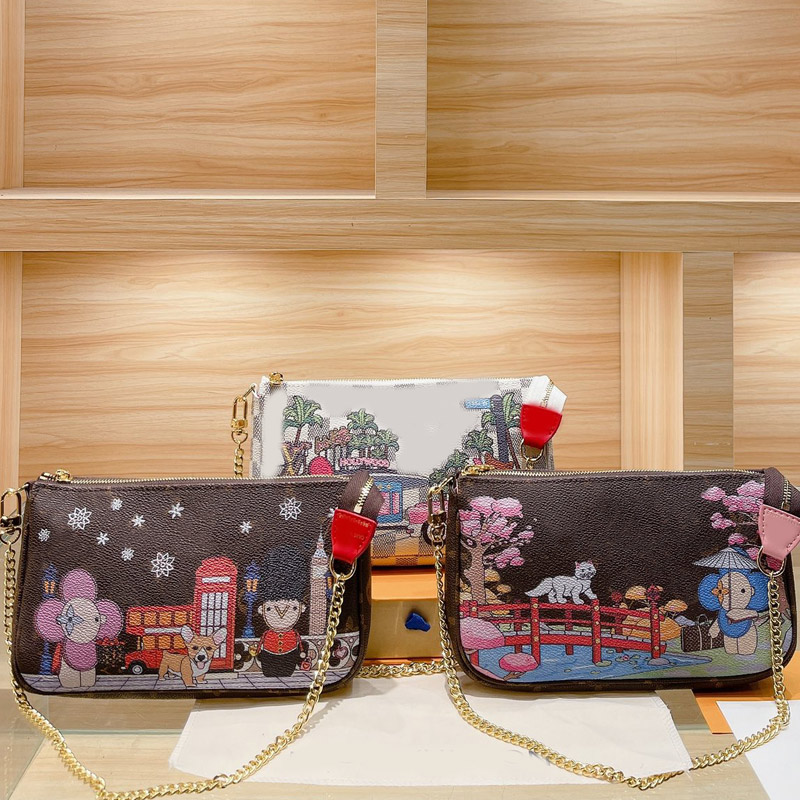 TOP 2022 Chain Bag Shoulder Crossbody Purse Women Handbag Wallet Fashion Classic Letter Print Graffiti Style High Quality Genuine Leather, Pink 
TOP 2022 Chain Bag Shoulder Crossbody Purse Women Handbag Wallet Fashion Classic Letter Print Graffiti Style High Quality Genuine Leather, Pink