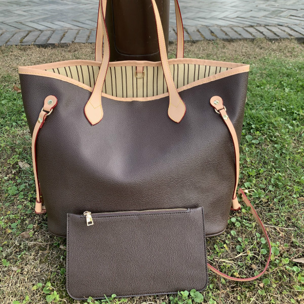 2019 European and American fashion tote bag handbag portable shoulder bag Messenger bag, Brown plaid
2019 European and American fashion tote bag handbag portable shoulder bag Messenger bag, Brown plaid