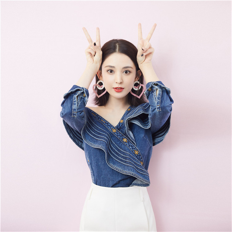 2020 Spring Sexy Denim Shirt Women Ruffles One Off SHoulder Long Sleeve Women Blouse Blue Denim Jeans Blouse Ladies Tops T200321