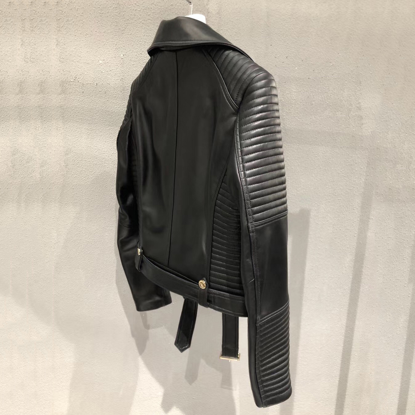 New Genuine Leather Jacket Women Black Fashion Slim Motorcycle Biker Real Sheepskin Leather Short Coats Belt Female 201030