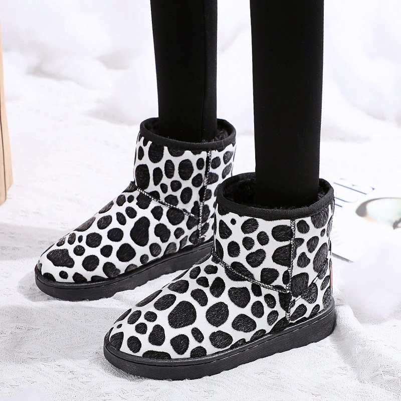 2021 The New Standard Cow Fashion Cotton Quilted Shoes Women's Warm Teddy Snow Winter Platform Ankle Boots Ladies'shoes F2qw, Black and white.
2021 The New Standard Cow Fashion Cotton Quilted Shoes Women's Warm Teddy Snow Winter Platform Ankle Boots Ladies'shoes F2qw, Black and white.