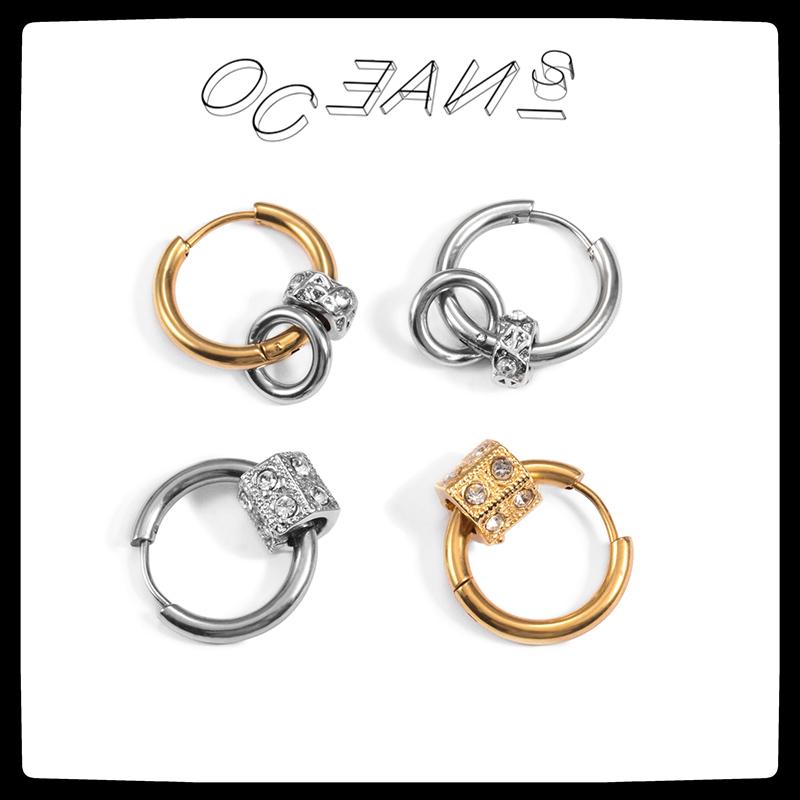 Hoop & Huggie SexMara 20FW S925 Cool Earring Hip Hop Punk Rock Circle With Zircon Earrings For Women Men Girls Jewelry
Hoop & Huggie SexMara 20FW S925 Cool Earring Hip Hop Punk Rock Circle With Zircon Earrings For Women Men Girls Jewelry