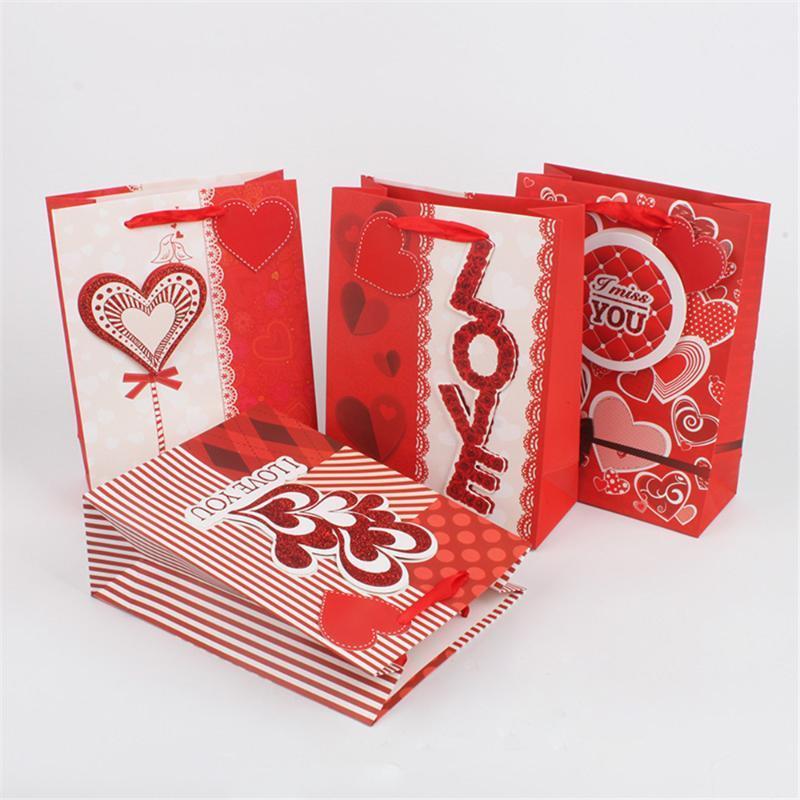 Valentine's Day Goodie Bags Love White Card Gift Bag Portable Paper Bag Candy Cookie Present Packing Favor Kraft Wedding1
Valentine's Day Goodie Bags Love White Card Gift Bag Portable Paper Bag Candy Cookie Present Packing Favor Kraft Wedding1