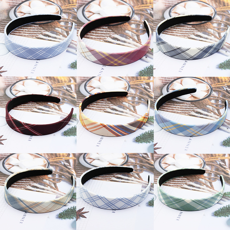 South Korea Simple Fashion Hair Bands BM Wind Students Lattice Retro Hair Ornaments 2.5cm Face Wash Headband Headband JK Headdre
South Korea Simple Fashion Hair Bands BM Wind Students Lattice Retro Hair Ornaments 2.5cm Face Wash Headband Headband JK Headdre