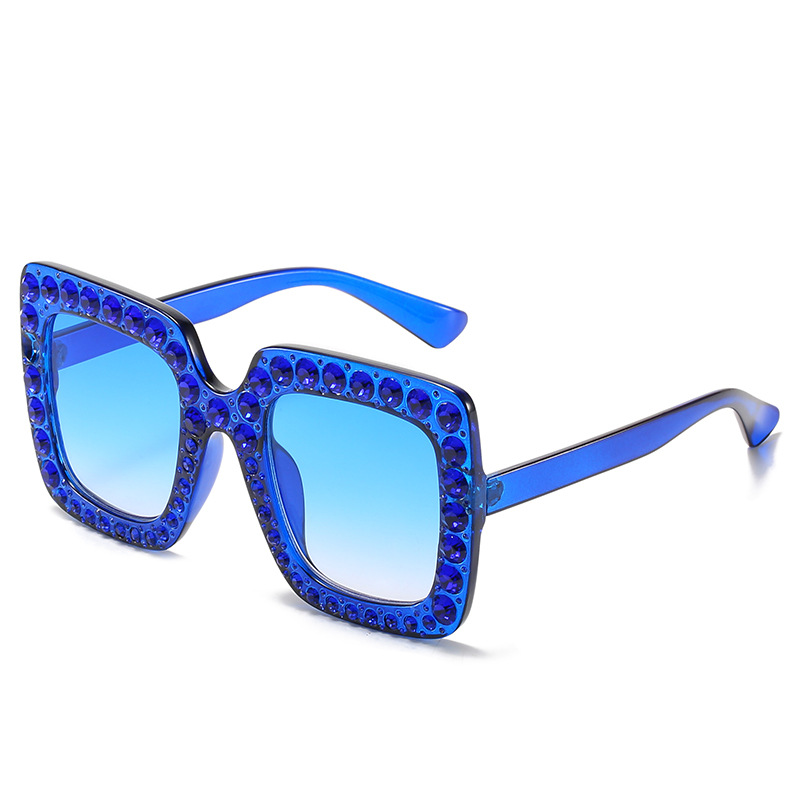 retro fashion Big Square Sunglasses 2020 with diamond round frame Sun glasses for women mirror sunglasses Flat Outdoor Eyewear 5702 
retro fashion Big Square Sunglasses 2020 with diamond round frame Sun glasses for women mirror sunglasses Flat Outdoor Eyewear 5702