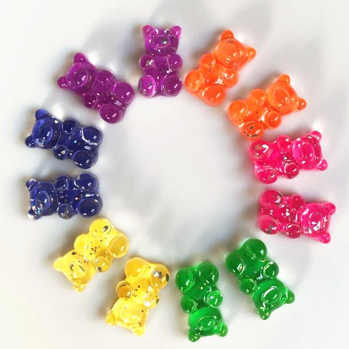10/50pcsWholesale Resin Candy Flatback Cabochons Gummy Bear Charms For Necklace Keychain Pendant
10/50pcsWholesale Resin Candy Flatback Cabochons Gummy Bear Charms For Necklace Keychain Pendant