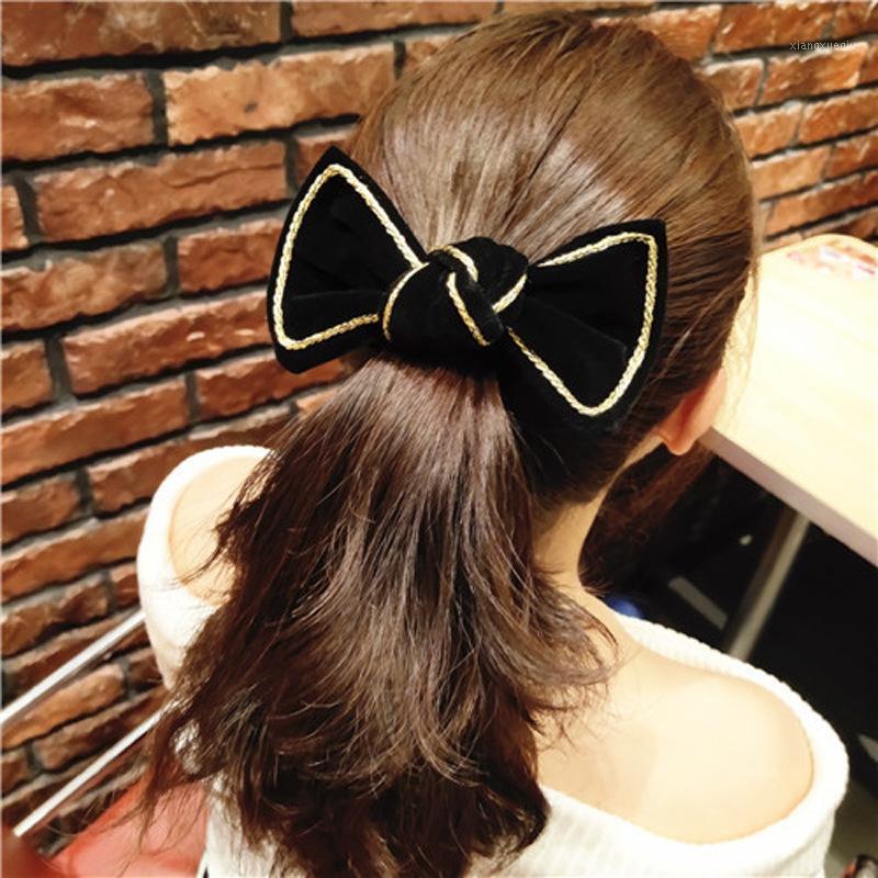 Hair Clips & Barrettes Velvet Elastic Band Bundle Clip Women Or Girl Accessories, Golden;silver
Hair Clips & Barrettes Velvet Elastic Band Bundle Clip Women Or Girl Accessories, Golden;silver