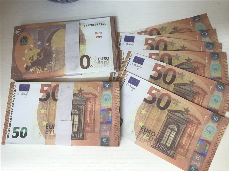 2021 Cross-border Hot-selling Movie money euro 50 Paper copy banknote prop money euro 100pcs/pack 08
2021 Cross-border Hot-selling Movie money euro 50 Paper copy banknote prop money euro 100pcs/pack 08