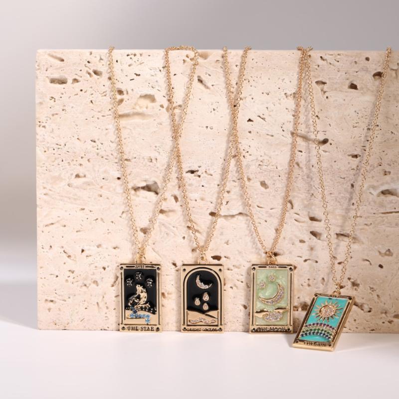 Pendant Necklaces Vintage Sun Moon Star Tarot Necklace For Women Gold Stainless Steel Zircon Enamel Cards Mystic Jewelry Gifts