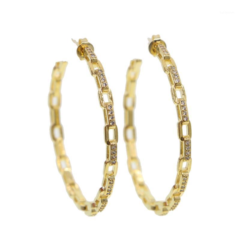 33mm big Huggie hoop earring with clear cz paved cuban chain earring high quality gorgeous luxury 2020 summer women jewelry1
33mm big Huggie hoop earring with clear cz paved cuban chain earring high quality gorgeous luxury 2020 summer women jewelry1