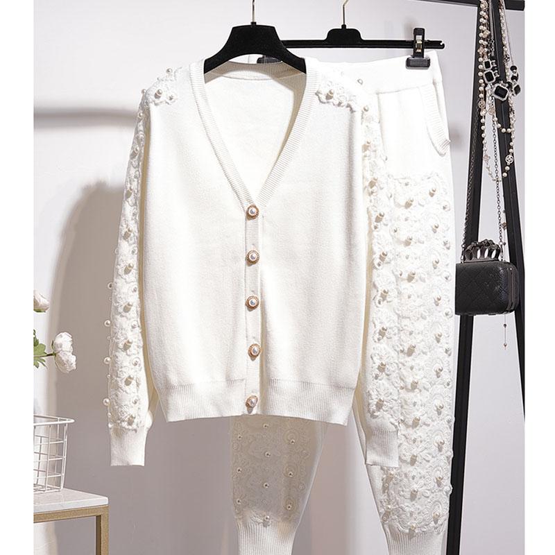 White Black Knitted Outfits Women Tracksuits Beading Lace Splicing V-Neck Cardigan Sweater Pants Set Female Loose Knitting Suit
White Black Knitted Outfits Women Tracksuits Beading Lace Splicing V-Neck Cardigan Sweater Pants Set Female Loose Knitting Suit